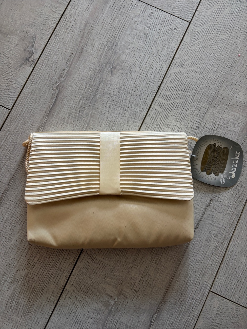 Dover bag cream dazzler vintage nwt cream rare make offer